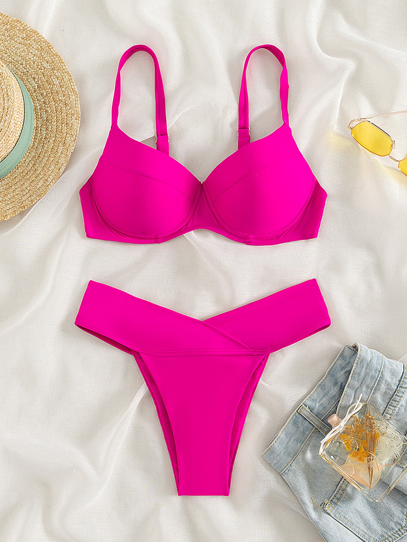 Trendy Effen Bikini Set