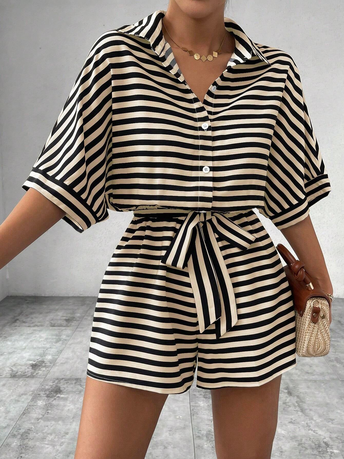 Gestreepte Korte Mouwen Jumpsuit met Riem