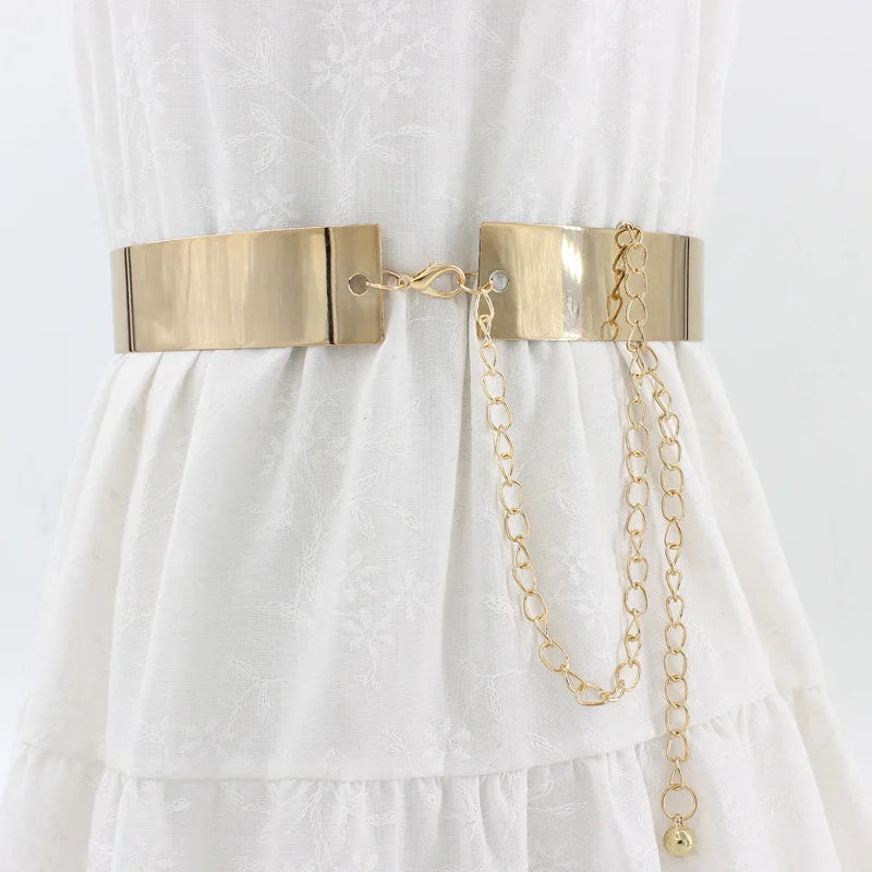 Elegante Goudkleurige Metalen Riem
