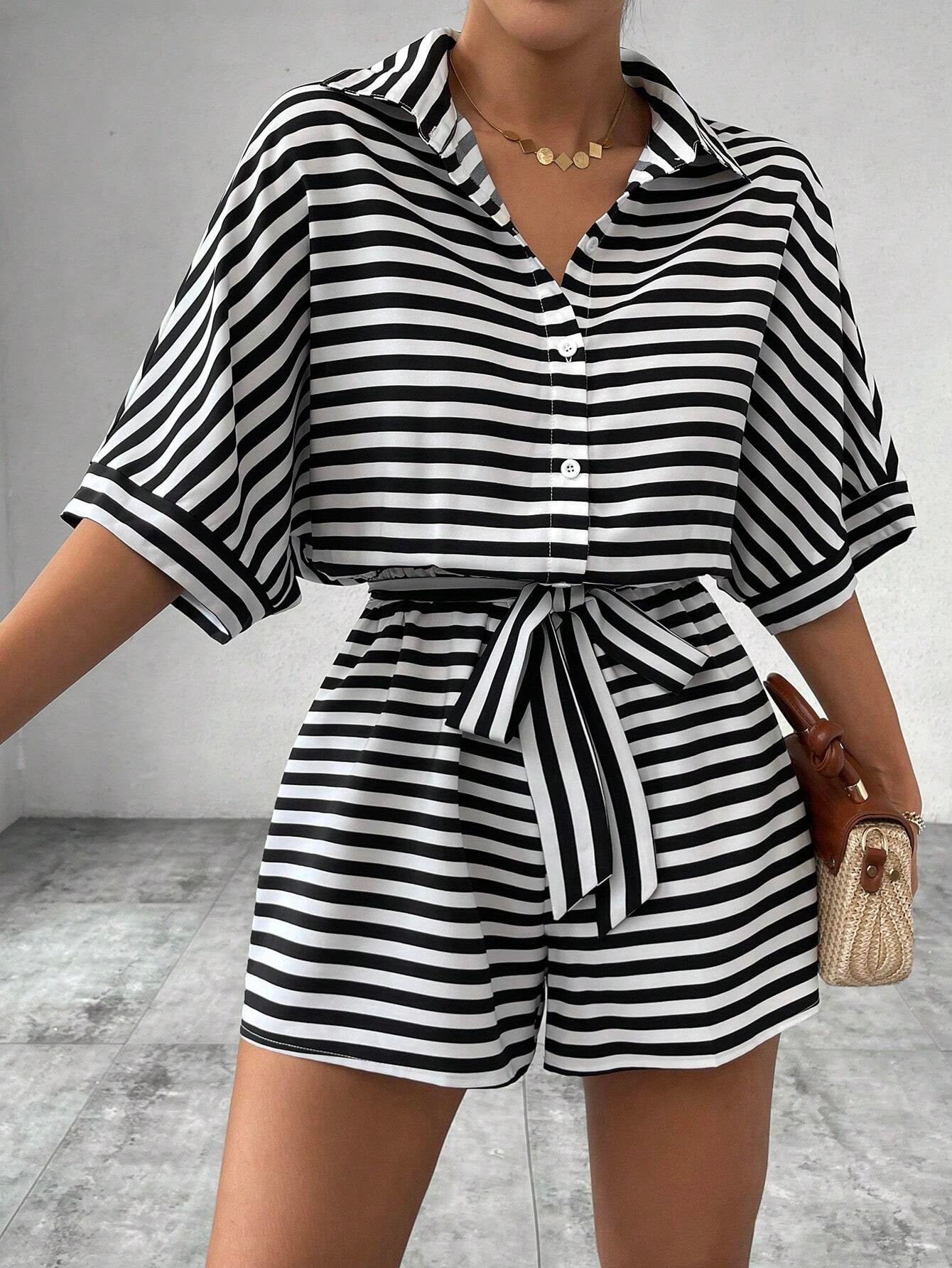 Gestreepte Korte Mouwen Jumpsuit met Riem